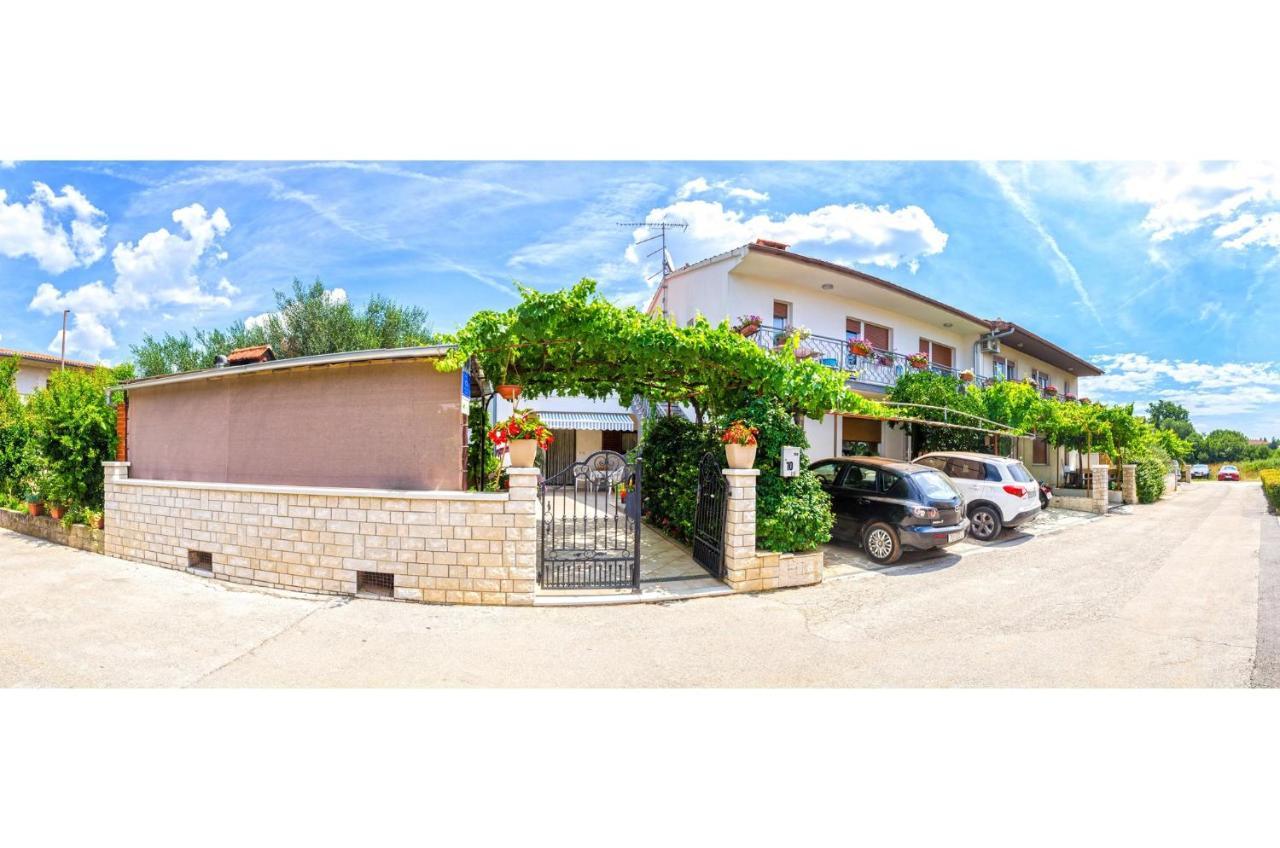 Holiday Home Eufemia-1 By Interhome Pola Esterno foto