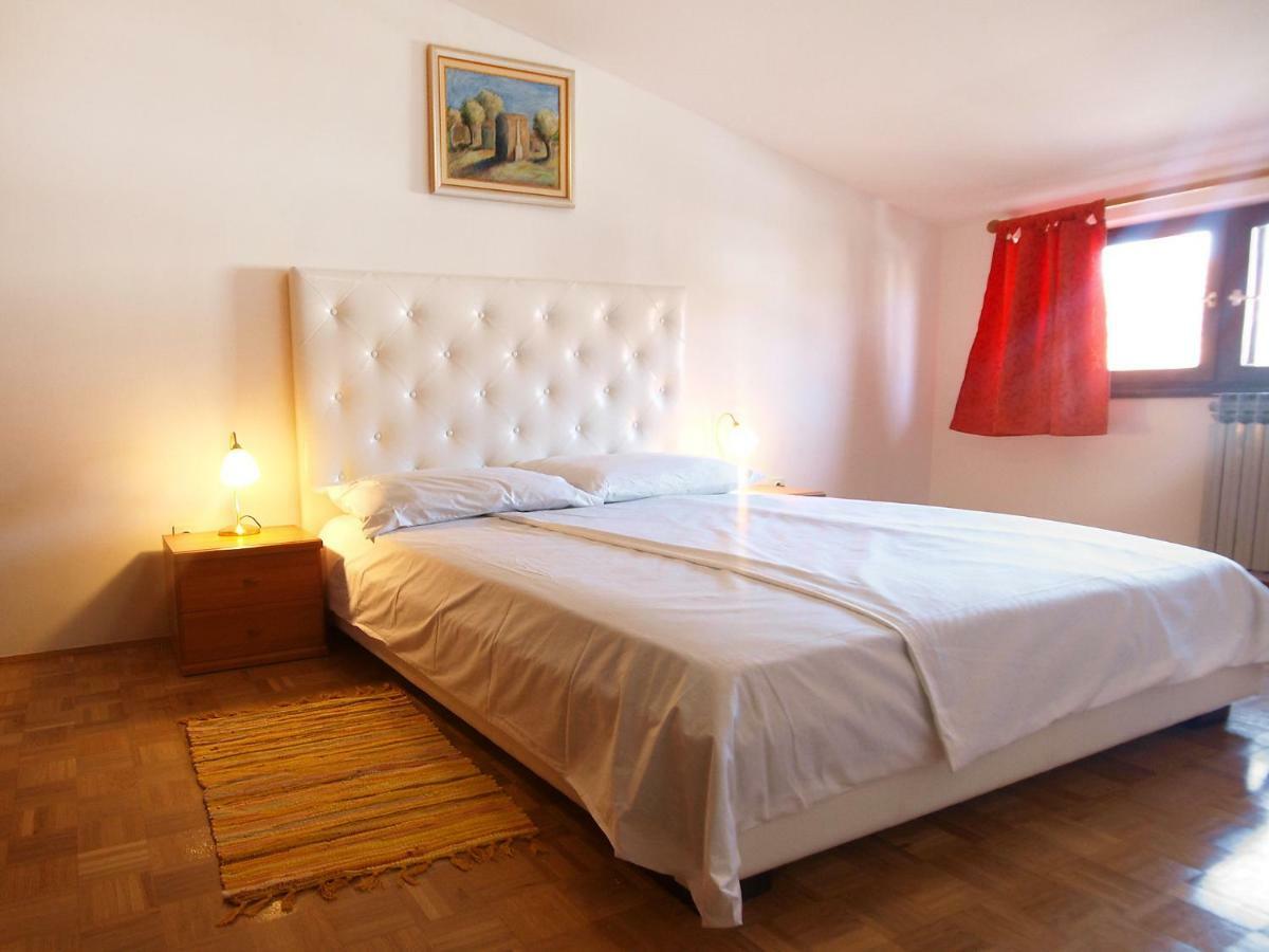 Holiday Home Eufemia-1 By Interhome Pola Esterno foto