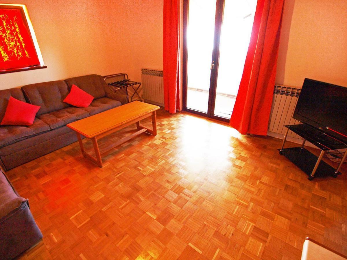 Holiday Home Eufemia-1 By Interhome Pola Esterno foto